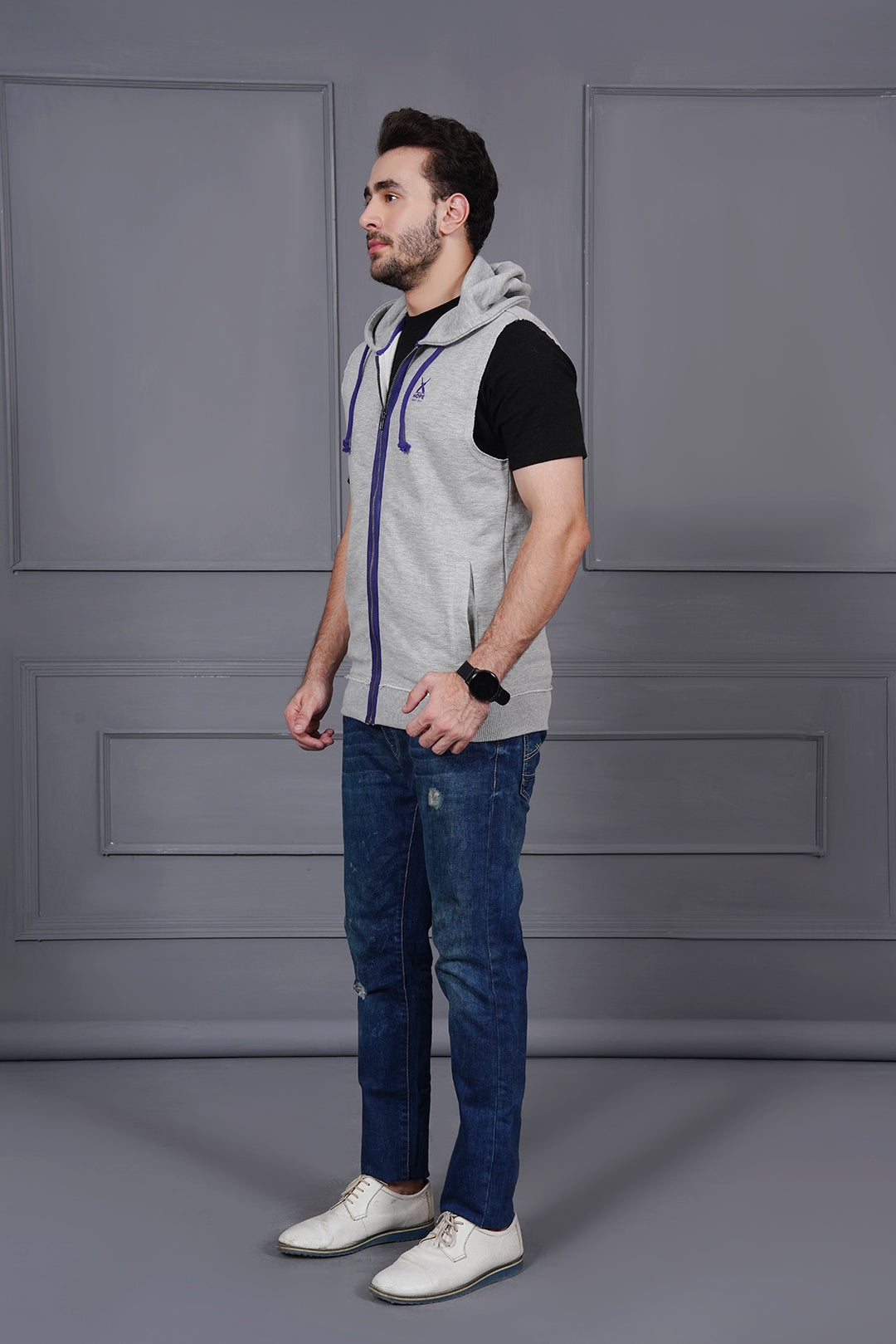 Men Grey Sleeveless Hoody