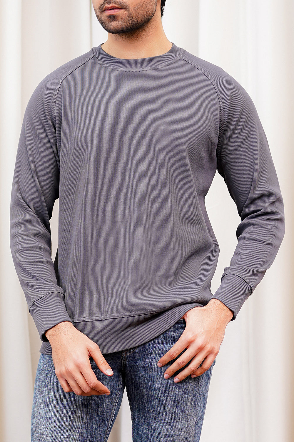 Onyx Raglan Sweatshirt